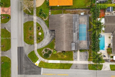 Villa ou maison à vendre à Miami, Floride: 4 chambres, 169.64 m2 № 1965075 - photo 26