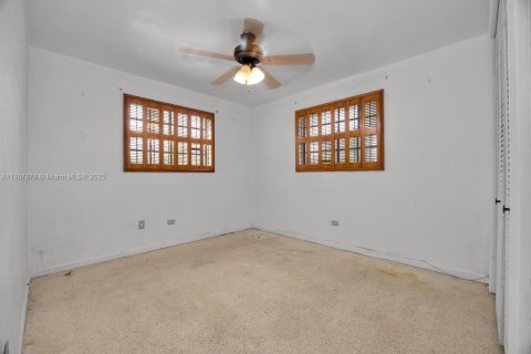 Villa ou maison à vendre à Miami, Floride: 4 chambres, 169.64 m2 № 1965075 - photo 19