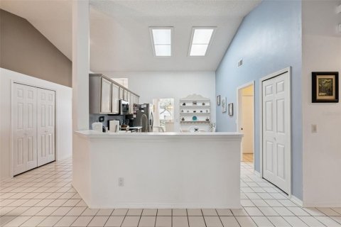 Villa ou maison à vendre à Winter Springs, Floride: 4 chambres, 179.39 m2 № 2349436 - photo 8