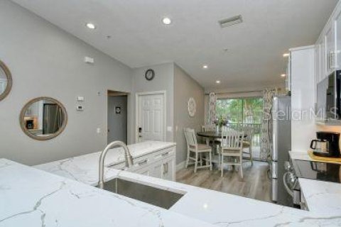 Copropriété à louer à Sarasota, Floride: 2 chambres, 131.36 m2 № 1045854 - photo 5
