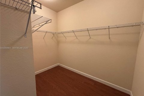 Touwnhouse à vendre à Miami, Floride: 3 chambres, 150.22 m2 № 2279538 - photo 27