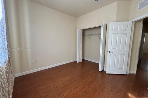 Touwnhouse à vendre à Miami, Floride: 3 chambres, 150.22 m2 № 2279538 - photo 20