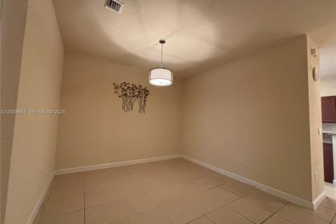 Touwnhouse à vendre à Miami, Floride: 3 chambres, 150.22 m2 № 2279538 - photo 10