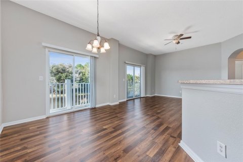 Copropriété à louer à Orlando, Floride: 2 chambres, 121.24 m2 № 2400347 - photo 6