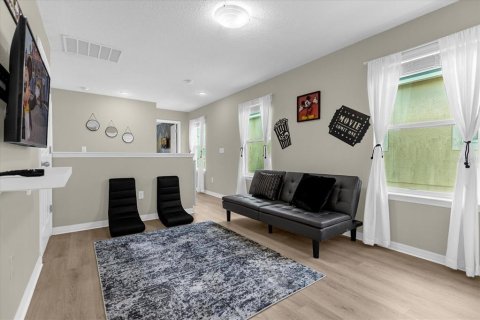 Townhouse in SOLARA RESORT in Kissimmee, Florida 5 bedrooms, 213.12 sq.m. № 2228462 - photo 19