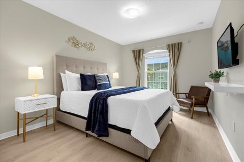 Townhouse in SOLARA RESORT in Kissimmee, Florida 5 bedrooms, 213.12 sq.m. № 2228462 - photo 16