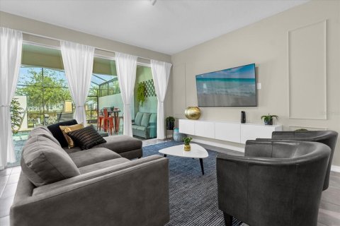 Townhouse in SOLARA RESORT in Kissimmee, Florida 5 bedrooms, 213.12 sq.m. № 2228462 - photo 5
