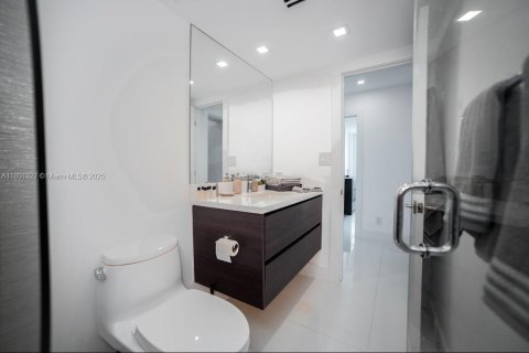 Copropriété à louer à Miami Beach, Floride: 3 chambres, 196.95 m2 № 1862103 - photo 18