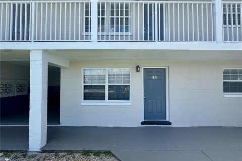Copropriété à louer à Mount Dora, Floride: 2 chambres, 65.22 m2 № 1808316 - photo 1