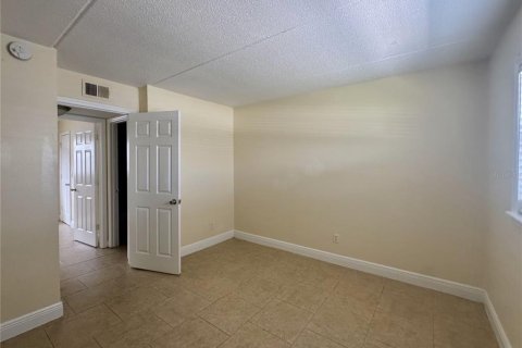 Copropriété à louer à Mount Dora, Floride: 2 chambres, 65.22 m2 № 1808316 - photo 14