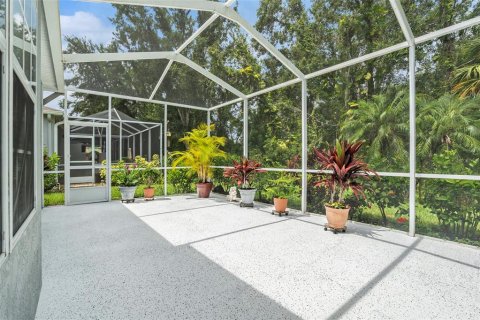 House in Fish Hawk, Florida 2 bedrooms, 143.44 sq.m. № 1792943 - photo 25
