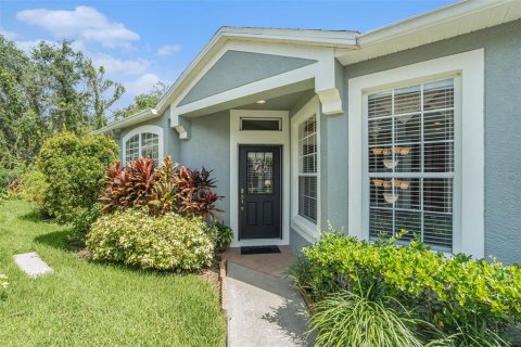 House in Fish Hawk, Florida 2 bedrooms, 143.44 sq.m. № 1792943 - photo 3