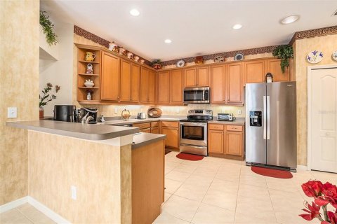 House in Fish Hawk, Florida 2 bedrooms, 143.44 sq.m. № 1792943 - photo 12