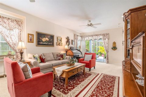 House in Fish Hawk, Florida 2 bedrooms, 143.44 sq.m. № 1792943 - photo 5