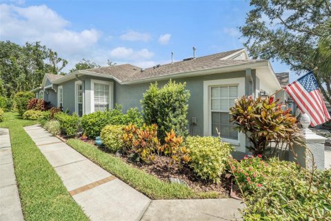 House in Fish Hawk, Florida 2 bedrooms, 143.44 sq.m. № 1792943 - photo 2