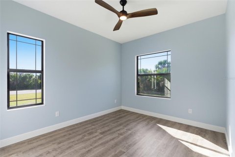 Villa ou maison à vendre à Port Charlotte, Floride: 3 chambres, 166.95 m2 № 2222610 - photo 27