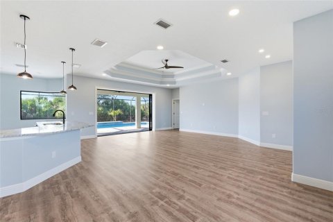 Villa ou maison à vendre à Port Charlotte, Floride: 3 chambres, 166.95 m2 № 2222610 - photo 7