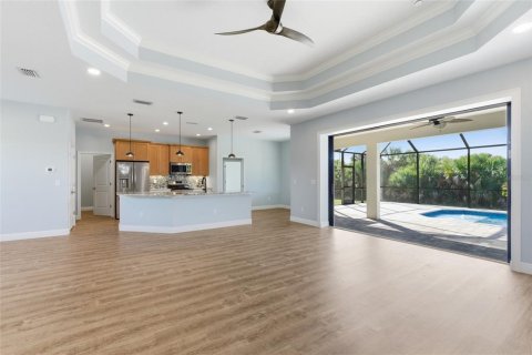 Villa ou maison à vendre à Port Charlotte, Floride: 3 chambres, 166.95 m2 № 2222610 - photo 11
