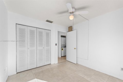 Adosado en venta en West Palm Beach, Florida, 3 dormitorios, 123.75 m2 № 1952009 - foto 28