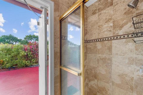 Adosado en venta en West Palm Beach, Florida, 3 dormitorios, 123.75 m2 № 1952009 - foto 25