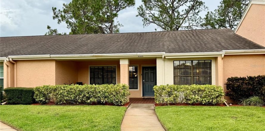 House in New Port Richey, Florida 2 bedrooms, 123.19 sq.m. № 1901879