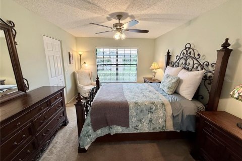 House in New Port Richey, Florida 2 bedrooms, 123.19 sq.m. № 1901879 - photo 13