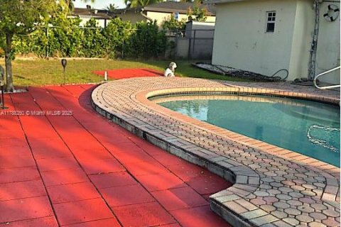 House in Boca Raton, Florida 3 bedrooms, 126.07 sq.m. № 1871947 - photo 23