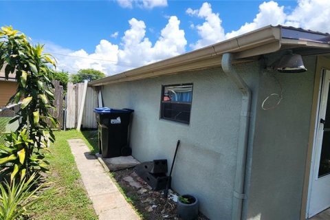House in Orlando, Florida 3 bedrooms, 97.55 sq.m. № 1876814 - photo 3