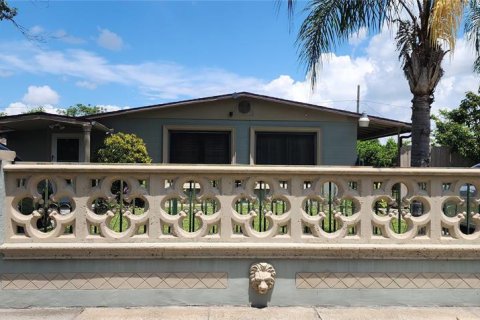 House in Orlando, Florida 3 bedrooms, 97.55 sq.m. № 1876814 - photo 9
