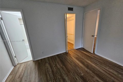 Copropriété à louer à Tamarac, Floride: 2 chambres, 88.16 m2 № 1981737 - photo 26