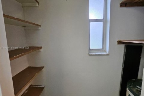 Copropriété à louer à Tamarac, Floride: 2 chambres, 88.16 m2 № 1981737 - photo 11