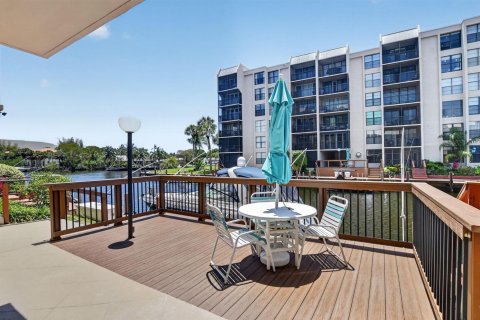 Condo in Boca Raton, Florida, 2 bedrooms  № 2184899 - photo 27