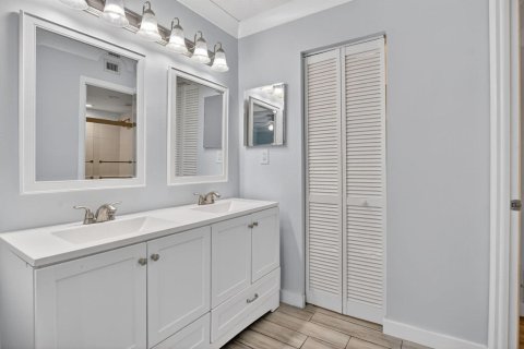 Condo in Boca Raton, Florida, 2 bedrooms  № 2184899 - photo 13