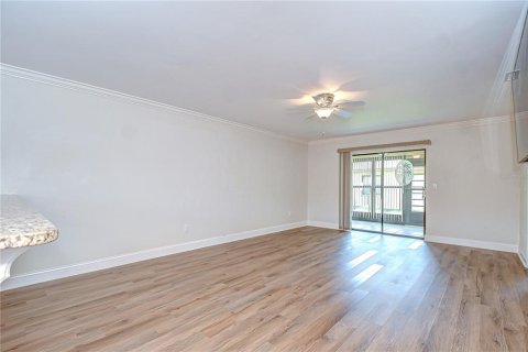Copropriété à vendre à Zephyrhills, Floride: 2 chambres, 101.64 m2 № 1759467 - photo 15