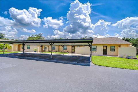 Copropriété à vendre à Zephyrhills, Floride: 2 chambres, 101.64 m2 № 1759467 - photo 4