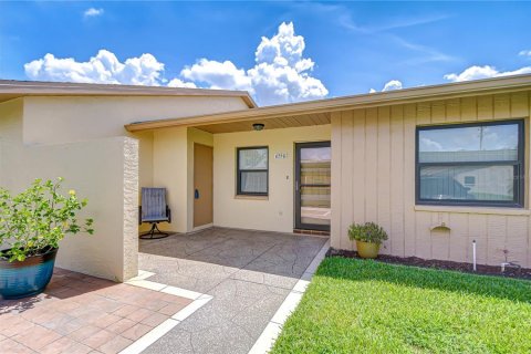 Copropriété à vendre à Zephyrhills, Floride: 2 chambres, 101.64 m2 № 1759467 - photo 1