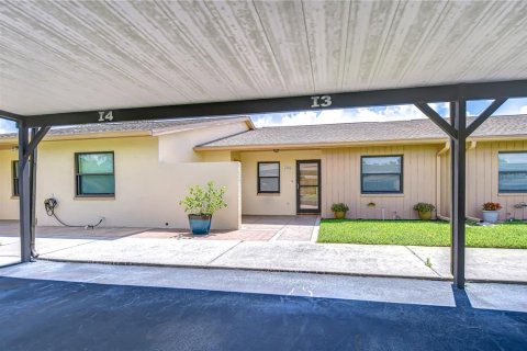 Copropriété à vendre à Zephyrhills, Floride: 2 chambres, 101.64 m2 № 1759467 - photo 3