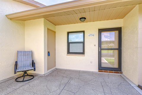 Copropriété à vendre à Zephyrhills, Floride: 2 chambres, 101.64 m2 № 1759467 - photo 7