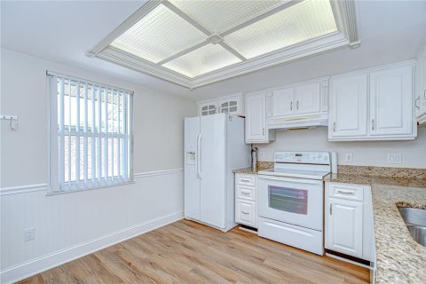Copropriété à vendre à Zephyrhills, Floride: 2 chambres, 101.64 m2 № 1759467 - photo 13
