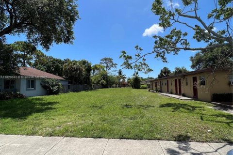 Land in Fort Lauderdale, Florida № 1802673 - photo 1