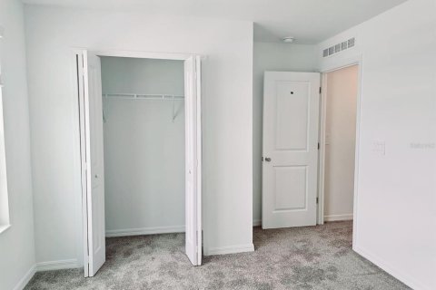 Снять в аренду виллу или дом в Уинтер-Хейвен, Флорида 1 комната, 209.4м2, № 1886661 - фото 13