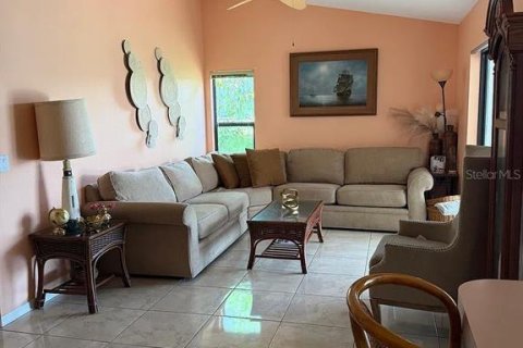 Villa ou maison à louer à Hudson, Floride: 3 chambres, 155.24 m2 № 2418973 - photo 9