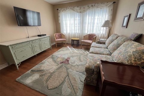 Condo in Clearwater, Florida, 2 bedrooms  № 1527824 - photo 18