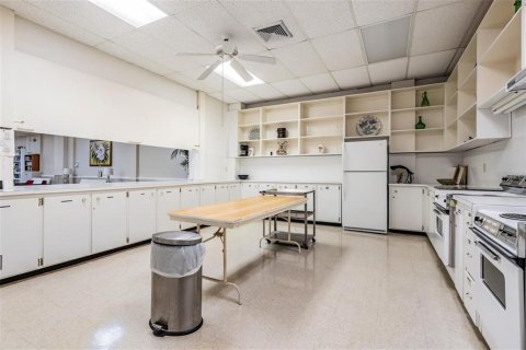 Condo in Clearwater, Florida, 2 bedrooms  № 1527824 - photo 29
