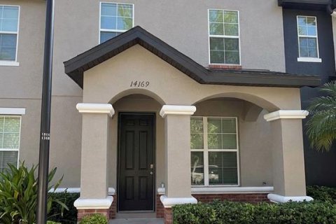 Townhouse in Tampa, Florida 3 bedrooms, 148.27 sq.m. № 2438155