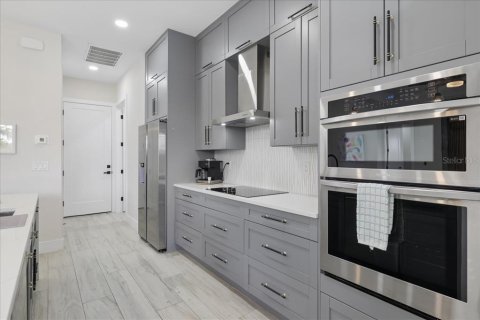 Casa en venta en Cape Coral, Florida, 3 dormitorios, 185.8 m2 № 2385904 - foto 10