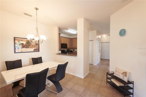 Apartamento en alquiler en Kissimmee, Florida, 3 dormitorios, 116.59 m2 № 1378023 - foto 10