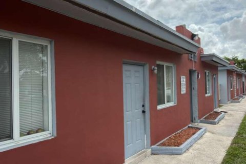 Appartement à louer à Opa-locka, Floride: 3 pièces, 324.41 m2 № 2376537 - photo 5
