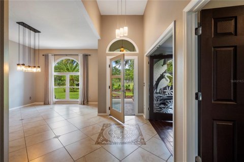 Villa ou maison à vendre à Orlando, Floride: 4 chambres, 241.27 m2 № 2305976 - photo 4