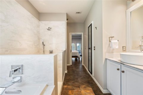 Villa ou maison à vendre à Orlando, Floride: 4 chambres, 241.27 m2 № 2305976 - photo 21